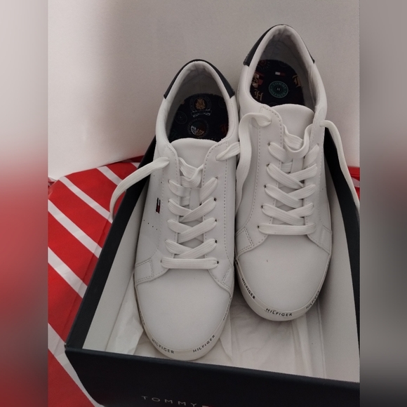 Tommy Hilfiger Classic White Sneakers - Picture 1 of 8